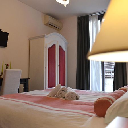 Residenza Del Turista Bed & Breakfast Catania Exterior photo